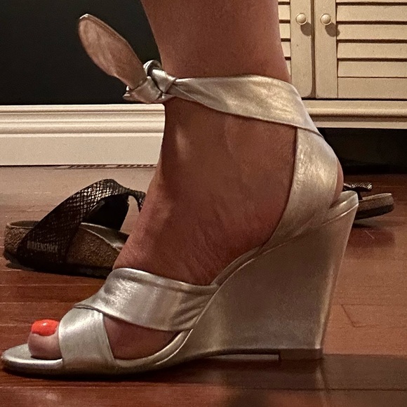 Michael Kors silver wedge ankle tie sandals - Picture 4 of 8